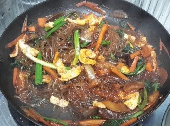 step6: 最後下蛋及青蔥段拌勻