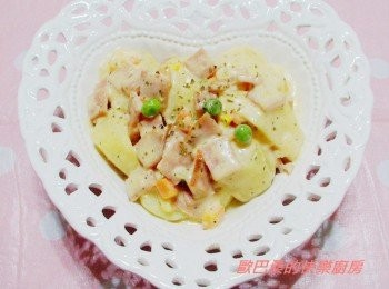 step7: 馬鈴薯鬆軟綿密ˊ吸收了醬汁香濃又好吃ˊ 真的值得嘗試。