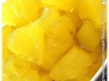 step3: 將隨著粉粿附贈的糖漿，依個人對於甜的接受度而適度添加。