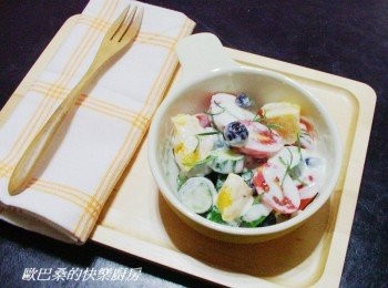 step6: 屬於夏季的好滋味ˊ推薦給大家ˊ <span class="group_1">材料</span>不局限ˊ任何喜歡蔬果都能搭配運用ˊ 再搭配個雞蛋ˊ烤片吐司就能當營養早餐囉ˊ 喜歡的趕緊試試哦~