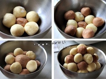 step4: 放置麵糰前先在碗裡塗上一層油
以防成品黏貼在碗裡無法脫模
然後依照順序一層層地將麵糰擺進碗裡

第一層：1黑 + 5白
第二層：5黑
第三層：中心放置大的黑色麵糰 + 5白
第四層：5白
第五層：5黑
第六層：5白
第七層：1黑

小秘訣：每個麵糰都是堆砌在前一層的兩個麵糰中間