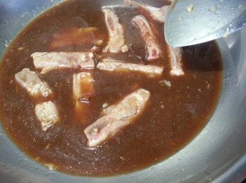 step5: 加入炆鮑魚汁先炆20分鐘