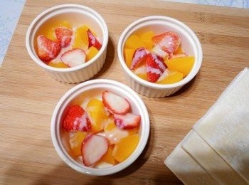 step4: 完成如照片中的水果盅