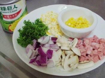 step4: 趁麵糊靜置時間處理好[搭配材料]