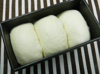 step7: 烤箱160度預熱，烤40分