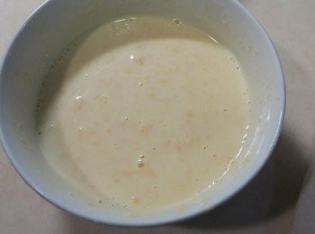 step5: 牛奶加熱起司撥小塊將所材料攪拌均勻
