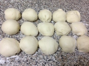 step8: 麵團分成15等份