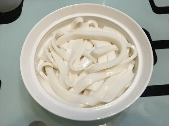 step2: 雪櫃取出切成長條狀備用