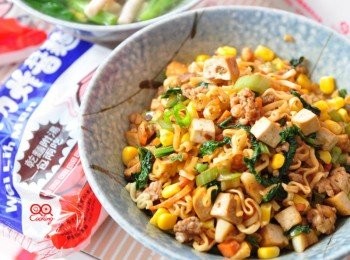 step5: 香噴噴多料又好吃的炒麵完成囉!