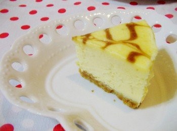 step8: 香濃的起士搭配香酥餅底和檸檬清香ˊ真的非常好吃喔。