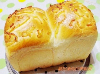 step7: 做雙峰造型吐司ˊ麵團兩份重量要一致ˊ 才不會完成後影響美觀。 用剩的湯種記得密封好放冷藏ˊ並儘快用完喔。