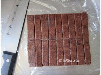 step4: 切割成想要的形狀, 長條型可切成45個.