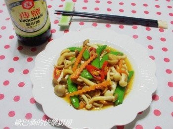 step7: 【龜甲萬 -薄鹽醬油】 少了鹽多了健康ˊ 100%純釀造ˊ含鹽量僅10%ˊ 比一般醬油低3~4成ˊ 沒有刺鼻加工味ˊ味道回甘不死鹹ˊ 少鹽美味依舊不減ˊ最棒的是ˊ這樣沒負擔的好滋味ˊ 用來煎ˊ煮ˊ炒ˊ炸ˊ沾ˊ做任何料理都非常適合。