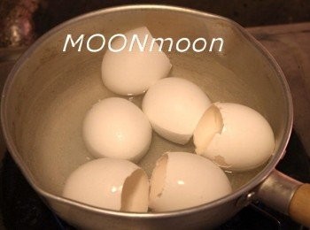 step4: 用滾水煮3分鐘消毒。