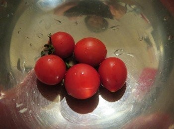 step2: 番茄洗淨備用