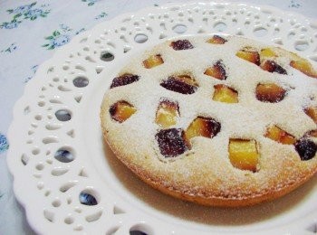 step7: 最後灑上少許細糖粉ˊ香濃好滋味的酒漬洋梨蛋糕就完成囉~