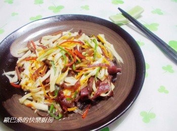 step5: 簡單清爽又健康的和風蔬菜絲就完成囉。