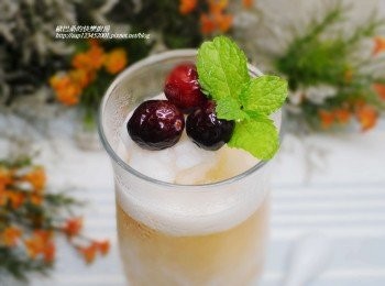 step4: 除了梅子醋，可以任選自己喜歡的果醋，
當然，運用新鮮水果也是超棒選擇。
在家自己動手做，美味也安心。