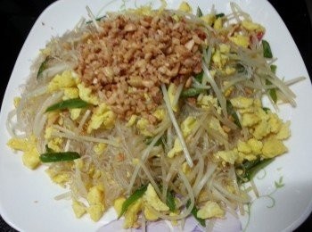 step10: 上碟灑上花生碎即可