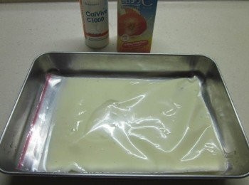 step4: 找一個盤子將作法3.平舖在上