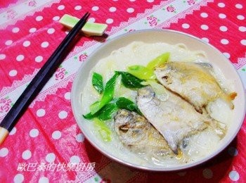 step7: 加上蒜苗特殊風味ˊ真的非常好吃ˊ 推薦大家試試ˊ相信大家會和我一樣喜歡。