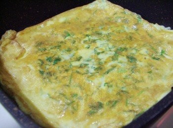 step5: 將兩面用中火煎至兩面金黃即可