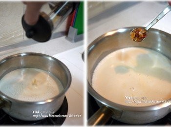 step2: 伯爵茶倒入熱牛奶中，加入糖拌勻即可