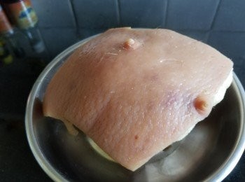 step2: 已放入煲湯 1'1/2小時