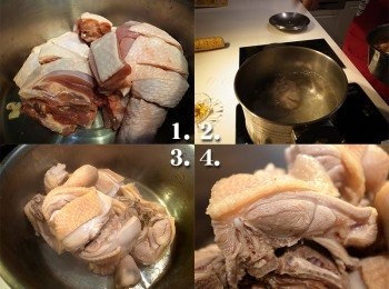 step1: 備一個鍋子煮水，將骨腿切塊川燙去血水，撈出用冷水沖涼、洗淨，備用。