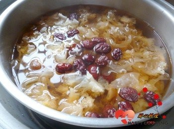 step4: 倒入2,再用一杯水煮好悶30分加糖拌勻