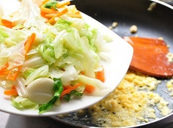 step5: 最後將高麗菜下鍋