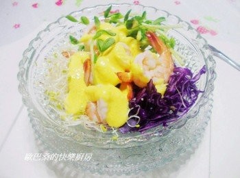 step5: 最後將完成醬汁淋於處理好擦乾水份的<span class="group_1">材料</span>上即可