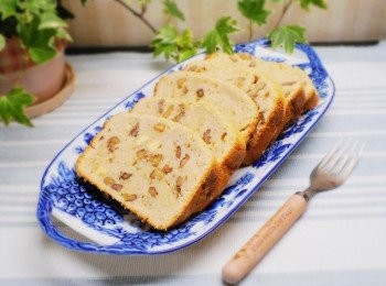 step7: 濃郁香醇的核桃乳酪蛋糕就完成囉。