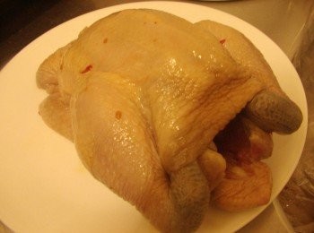 step3: 取出醃漬入味的雞ˊ烤箱先以200度預熱