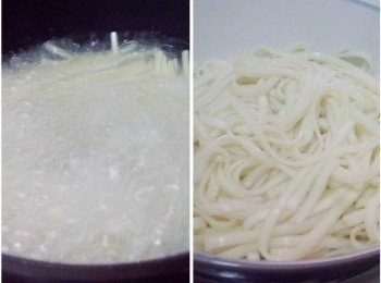 step6: 另外準備一湯鍋ˊ加入酌量的水ˊ水滾加入麵條ˊ 煮熟至喜好程度撈起麵條擺於湯碗中