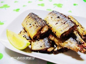 step2: 完成後酌量灑上黑白芝麻ˊ再擠上適量檸檬汁即可