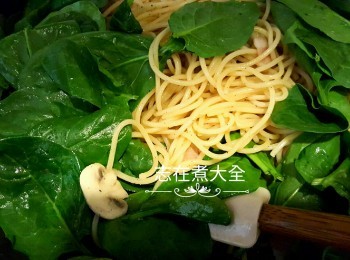 step5: 加入菠菜苗炒勻