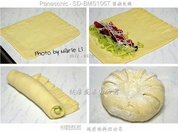 step6: 做法上，先取一份分割好的麵糰 擀成長方形之後將尾端切成流蘇狀 萵苣絲、蔓越莓乾、和蕃茄丁 鋪成一條狀並在上面淋些沙拉醬 其實這是平常早餐 偶爾會為家人準備的生菜沙拉<span class="group_1">食材</span> 將餡料包覆在麵皮裡捲起來 捲至末端將整個麵捲往內圍成個圈 流蘇一根根攀過圈身於中心點黏合 可愛又美麗的輪狀造型就這樣完成了