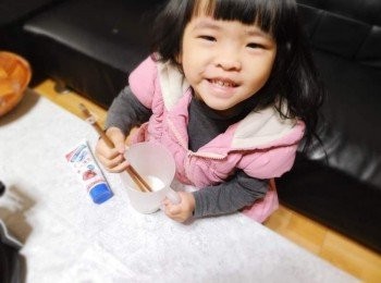 step2: 直接用鷹牌煉奶和開水1:3調勻ˊ成煉奶水