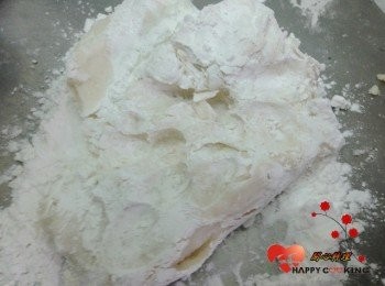 step3: 取出拌入太白粉與一大匙油