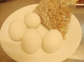 step1: 步驟1先備齊<span class="group_1">材料</span>ˊ菜脯洗淨瀝掉水份備用