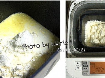 step1: (Panasonic SD-BMS105T Mode14 麵包麵糰模式)

首先將材料 (1)~(6) 全放進麵包機容器中
酵母粉置於酵母容器中
選擇模式為 Mode14 《麵包麵糰》模式
按下《開始》鍵讓麵包機進行揉麵工作，約一個小時完成。