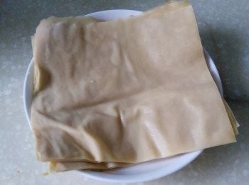 step2: 備好百葉皮。