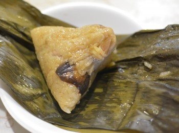 step7: 放入滾水煮40分鐘，即完成。