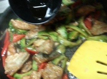 step16: 最後加少許麻油炒勻即可