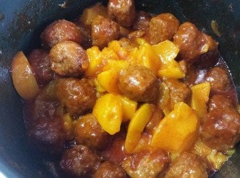 step5: 最後加入蜜桃拌勻即可。