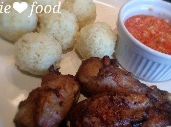 step1: A 烧鸡的做法:

1. 把鸡只用热水烫过， 沥干。
2. 放入所有A的材料腌至2小时以上。
3.预热烤箱以200℃， 烘烤30分钟。 然后翻转继续烤15分钟。
 * 本人的烧鸡看起来有点黑，因为爱吃脆脆的鸡皮所以就多烤10-15分钟* （依个人喜爱的哟~)