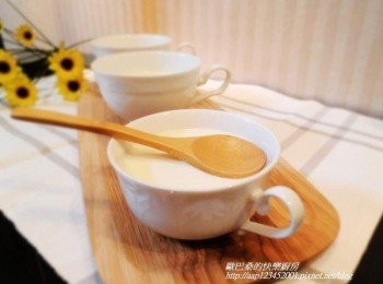 step7: 很好玩也十分有趣的甜點實驗ˊ 推薦大家試試ˊ希望大家都能撞出美麗火花^^