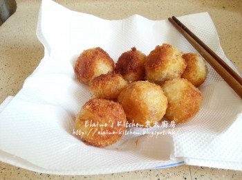 step10: 盛起放在廚紙吸取油份即可