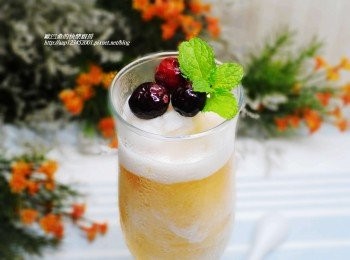 step3: 3.完成用適合容器盛裝，加上點小<span class="group_2">裝飾</span>就完成餐廳級飲品囉。